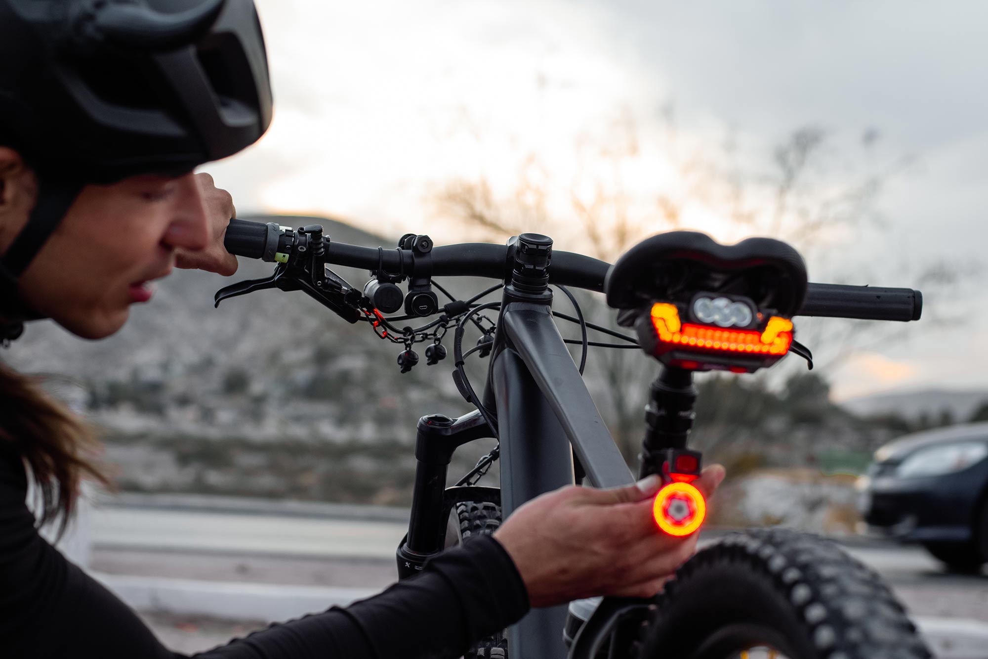 Les règles pour être vu à vélo et en EDPM évoluent